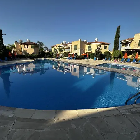 Paradeisos Is A Stunning 2-bed House In * Polis