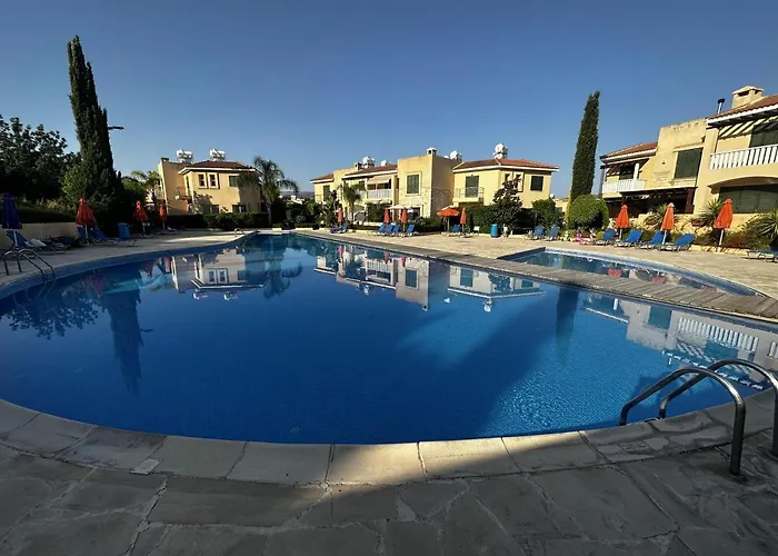 Paradeisos Is A Stunning 2-bed House In * Polis